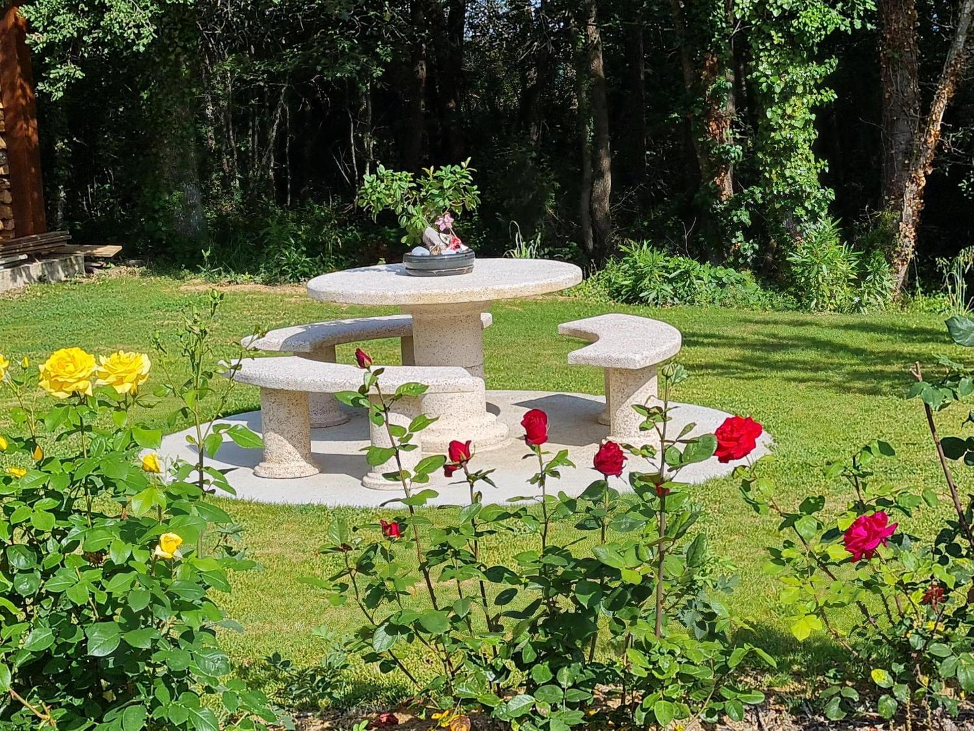 L Occitane Villa Gimont Luaran gambar