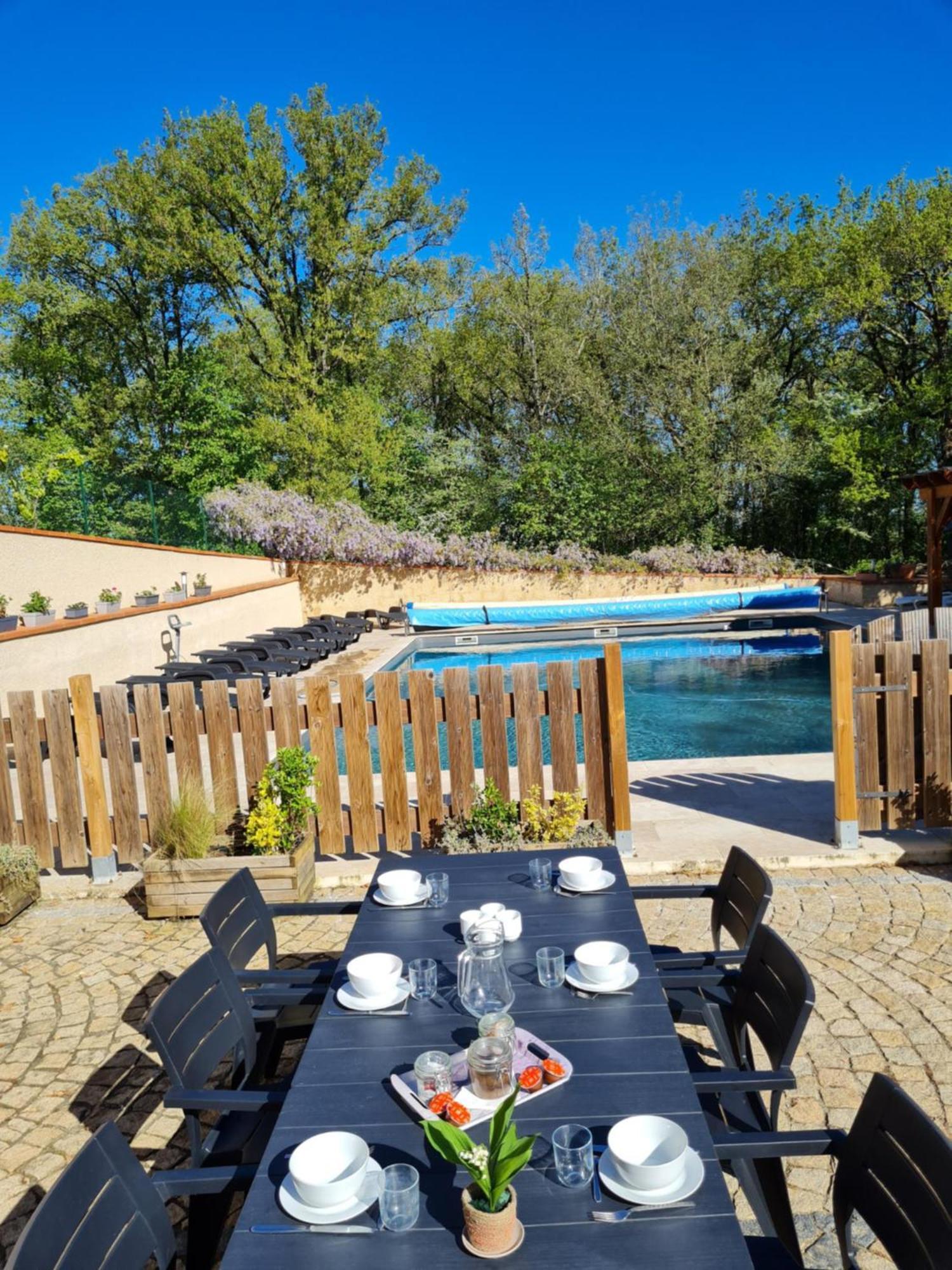 L Occitane Villa Gimont Luaran gambar