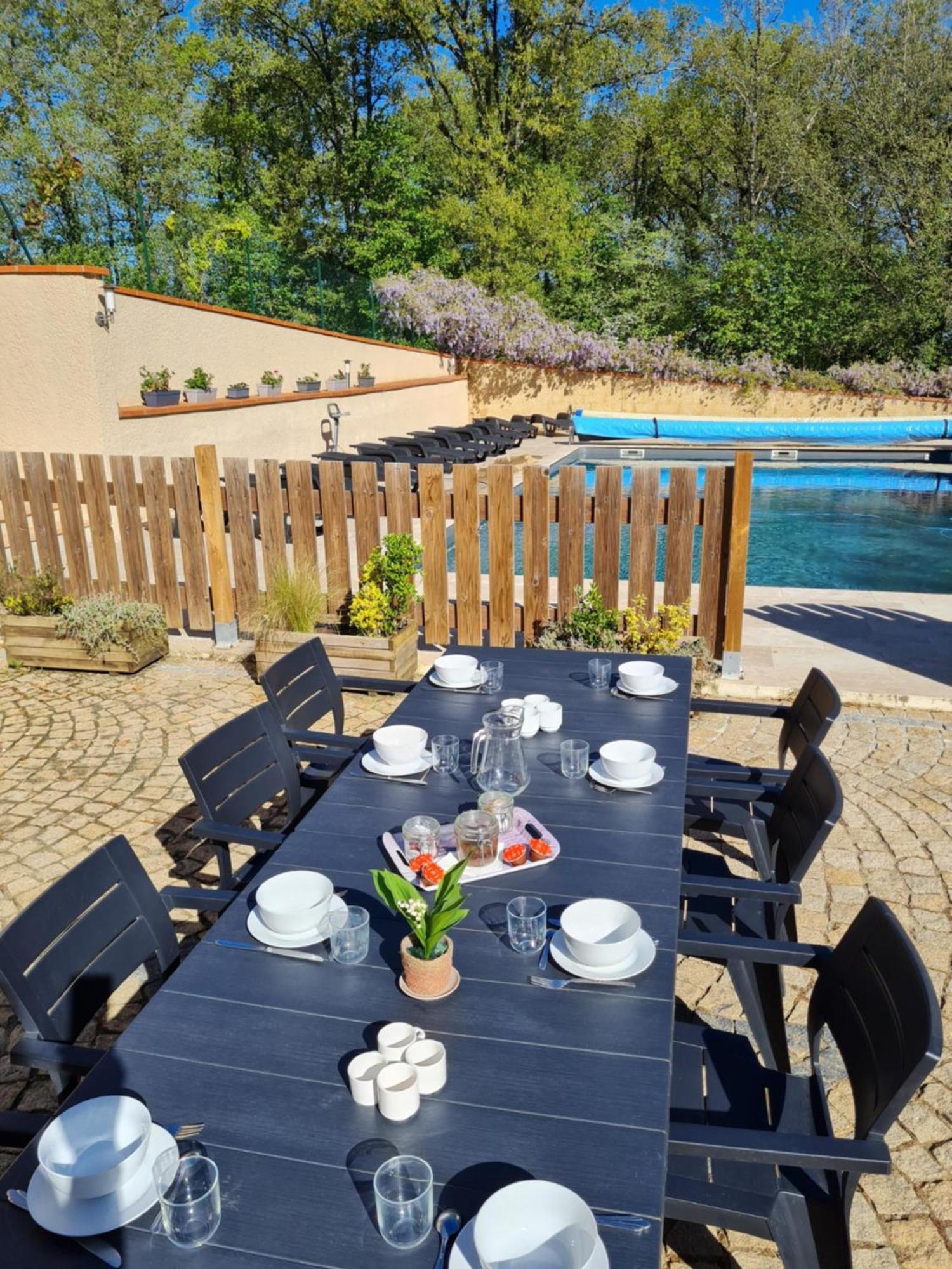 L Occitane Villa Gimont Luaran gambar